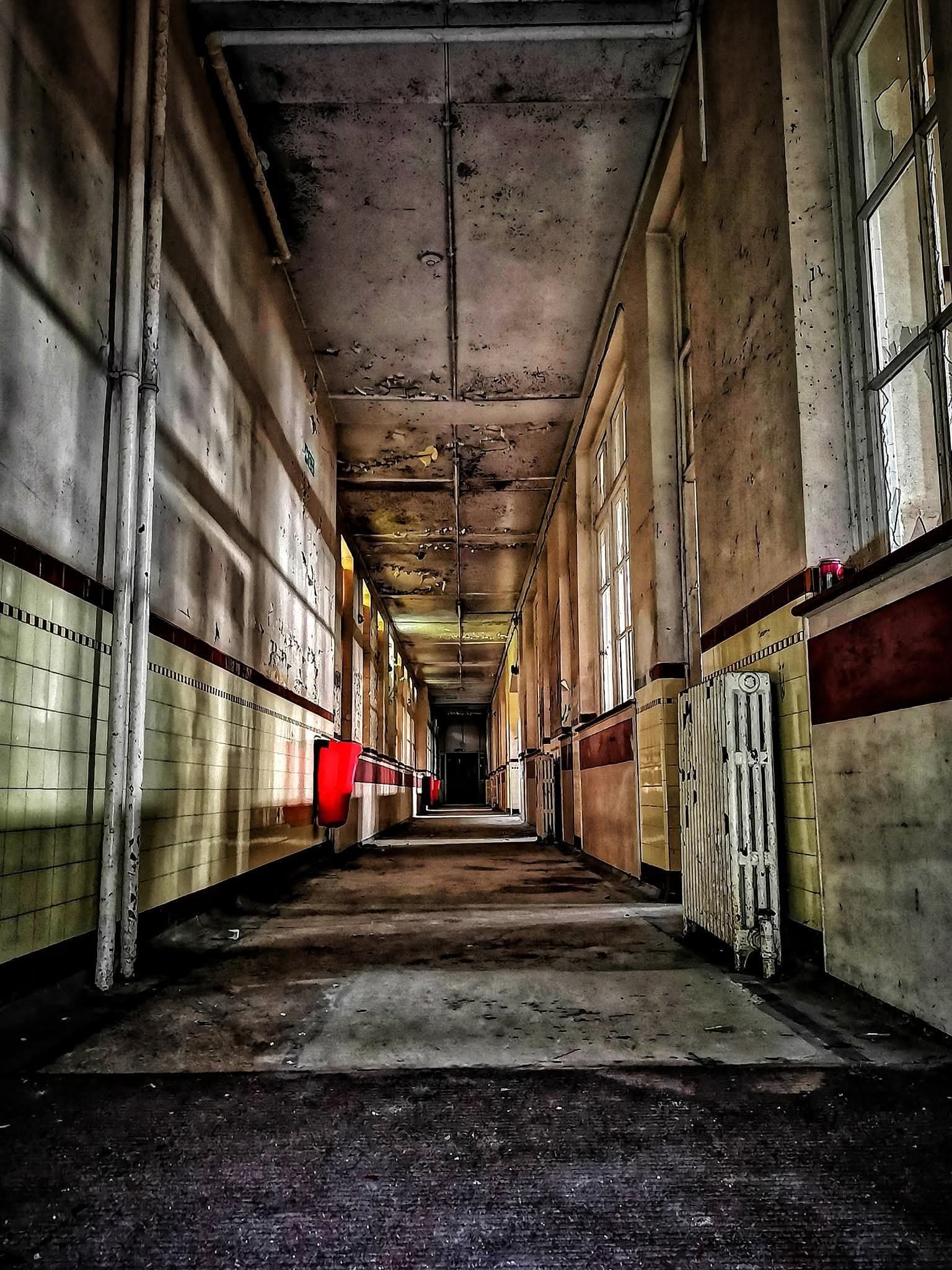 Building Decommissioning - Comprehensive Building