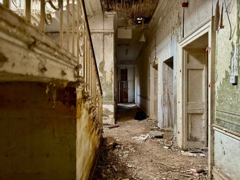 House demolition services London